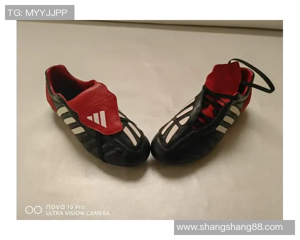 袋鼠皮足球鞋加持 球星们的锋芒与速度之选